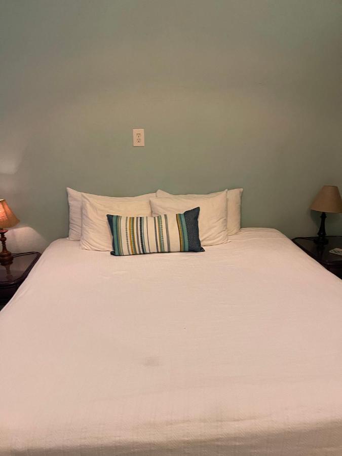 Crown Lotus Apartamento Christiansted Exterior foto